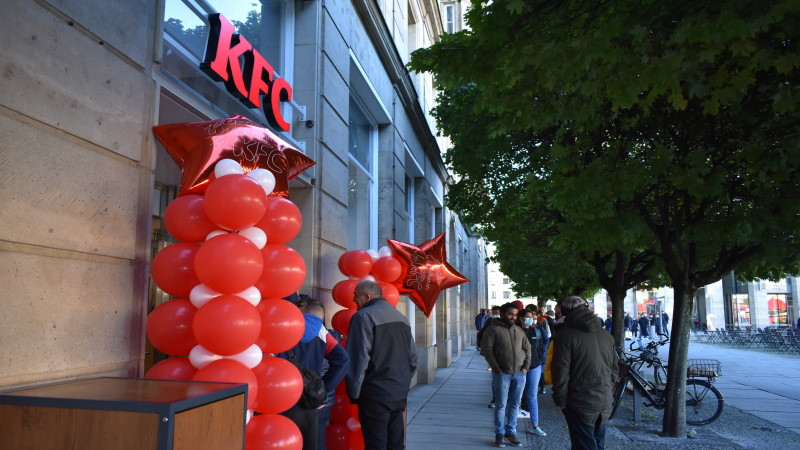 KFC eröffnete am Altmarkt Dresden mit längstem Comeback eine Filiale   Foto: ©MeiDresden.de/Mike Schiller