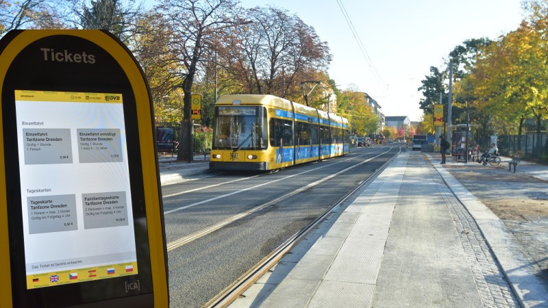 Neue Fahrscheinautomaten für Stadtbahnen und Busse bei den Dresdner Verkehrsbetrieben (DVB)  Foto: Bildmontage© MeiDresden.de/Mike Schiller