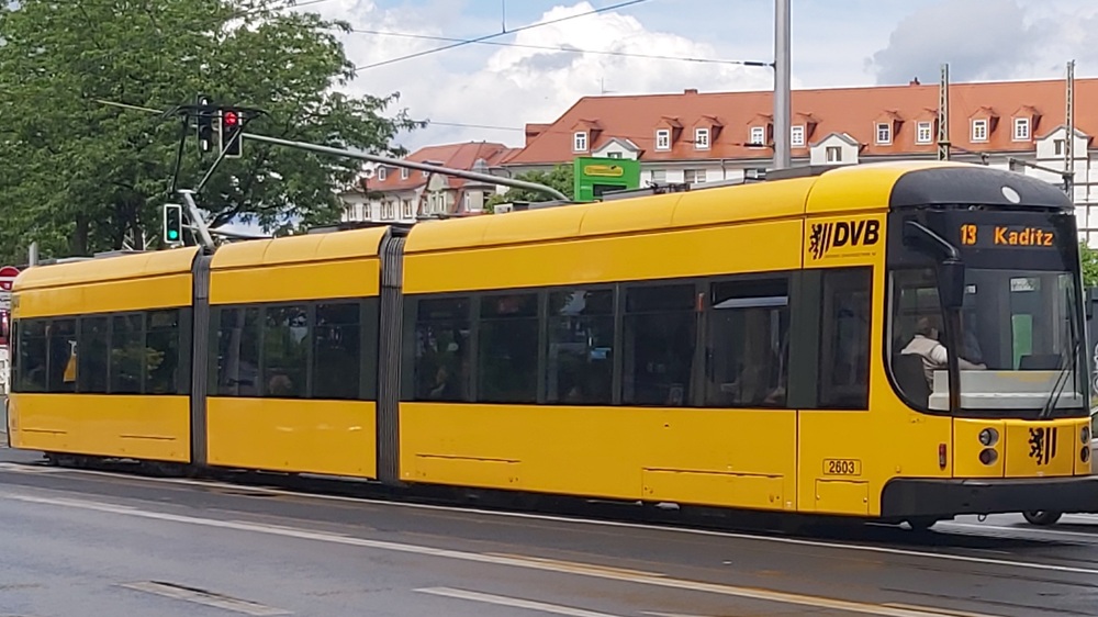 Von Mittwoch, dem 26. August 2026, 6:00 Uhr bis Donnerstag, den 27. August 2026, 20:00 Uhr werden die Straßenbahnlinien 3 und 13 umgeleitet. Foto: MeiDresden.de