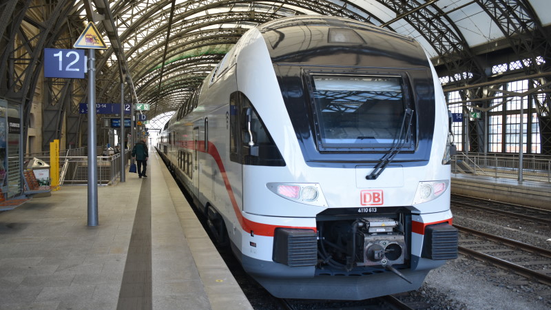 Sommerfahrplan: Bahn schickt XXL-ICE auf die Reise und baut Angebot stark aus Foto © MeiDresden.de