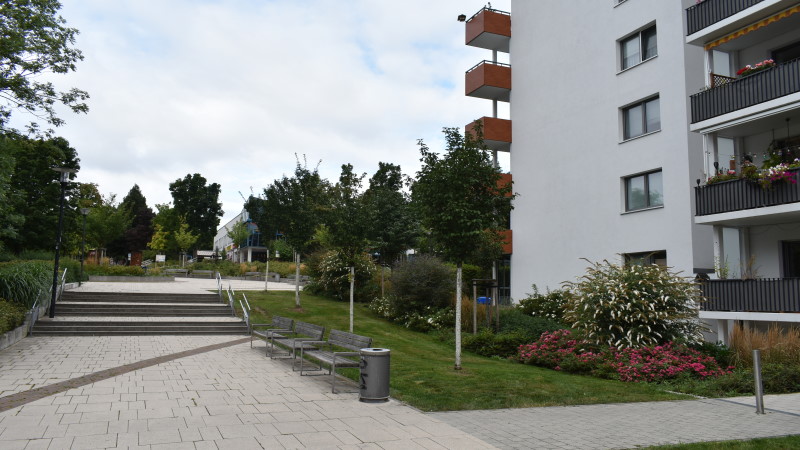 Ein Stadtteil im Wandel - 40 Jahre Grundsteinlegung  Foto: MeiDresden.de