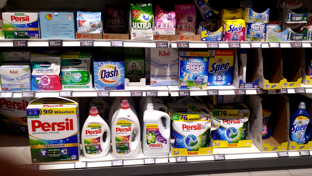 Feinwaschmittel: Bei 9 von 15 Produkten sieht die Stiftung Warentest Schwarz ©MeiDresden.de