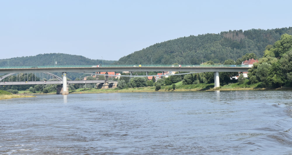 Weitere Untersuchungen auf der Elbebrücke Bad Schandau. Foto: MeiDresden.de