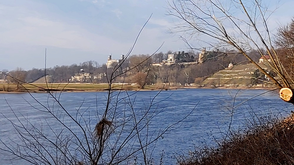 Nach ersten Prognosen steht der Frühling in den Startlöchern. Eventuell am nächten Wochenende könnte es spürbar wärmer werden. Foto: MeiDresden.de 