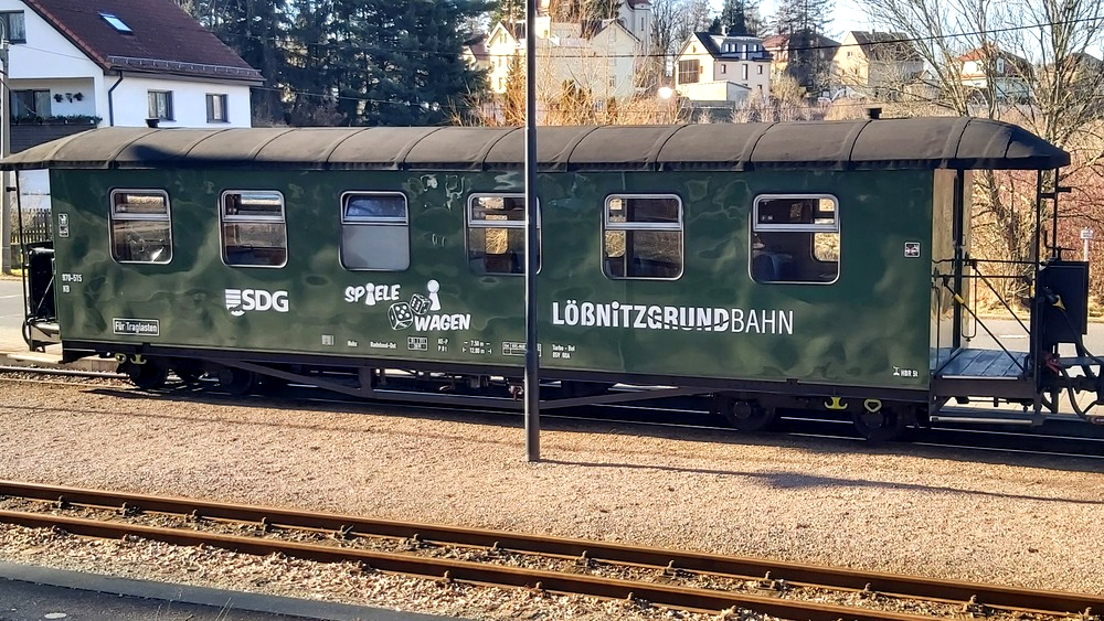 Damit es auf der Fahrt auch für die jüngsten nie langweilig wird, gibt es beim Lößnitzdackel einen Spelewagen . Foto:MeiDresden.de