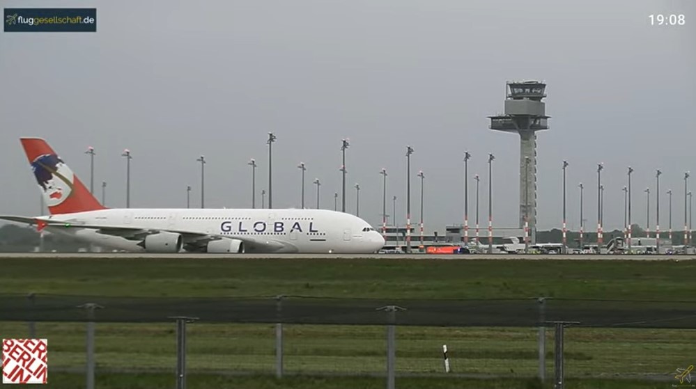 Landung in Berlin des A380 von GLOBAL    Screeshot © fluggesellschaft.de    Mit freundlicher Genehmigung!