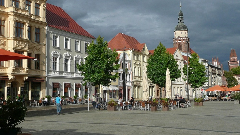 Berg und Silberstadt Freiberg. Foto:  Sabine Bends ( Pixabay)