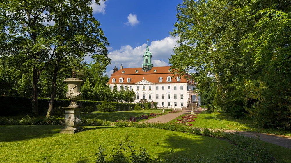 SAußenaufnahme Schloss & Park Lichtenwalde (c) Sylvio Dittrich