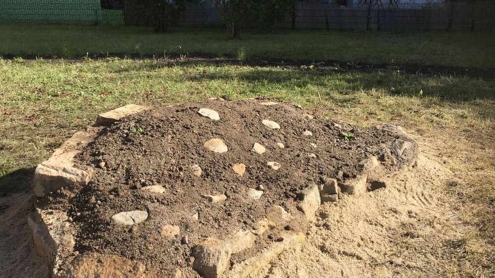 BienenBrückenBauen: Projekt Malterstr. Sandarium Foto:Jenny Förster /UZD