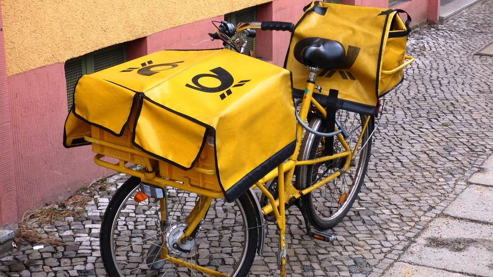 Weihnachtspost rechtzeitig aufgeben, damit sie pünktlich zum Fest zugestellt werden kann.  Foto: Tomasz Mikolajczyk auf Pixabay