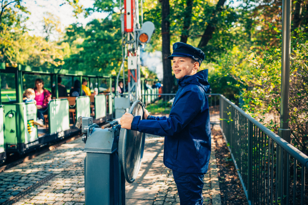 Foto: Tobias Ritz  - Parkeisenbahn Herbst 2025